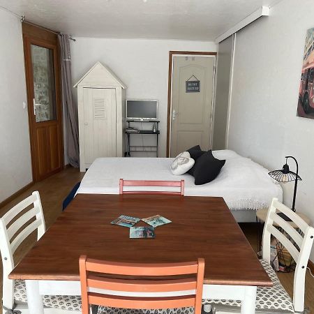 Petite Escale Vivonnoise A 2 Villa Vivonne Bagian luar foto
