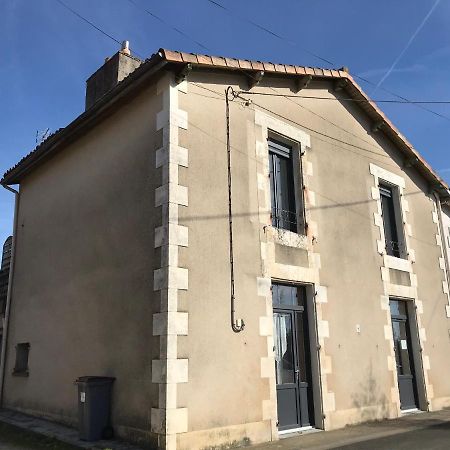 Petite Escale Vivonnoise A 2 Villa Vivonne Bagian luar foto